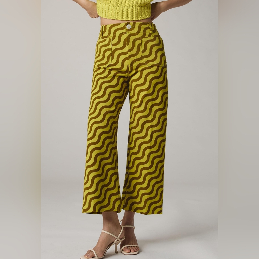 Wave Patterned Green Pants